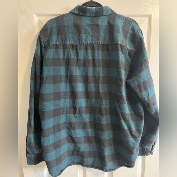 TALLWOODS button up - Picture 2 of 4